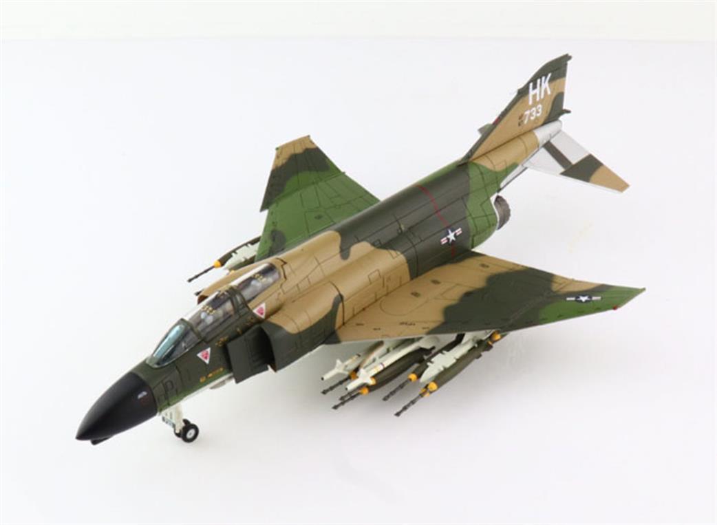 Hobby Master 1/72 HA19027 McDonnell Douglas F-4D Phantom II 66-7733, 480th TFS, USAF, Phu Cat AB, 1969 (with 12 x Mk.82 bombs on underwings)