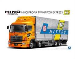 Aoshima 05919 1/32nd Hino Profia Nippon Express Truck Kit