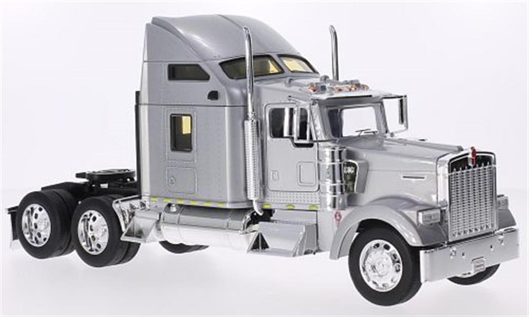 Welly 1/32 32660S Kenworth W900 Silver Truck Cab Model