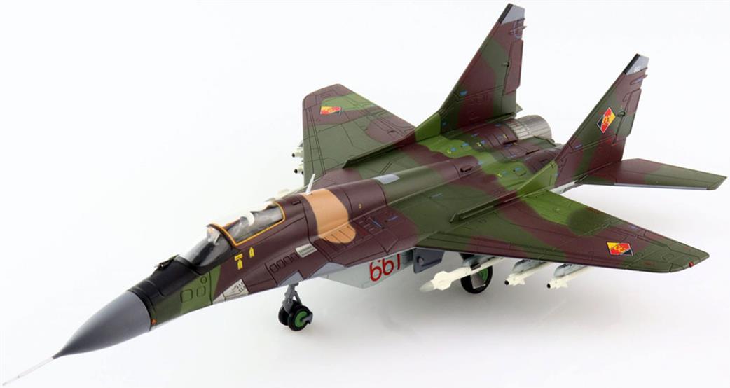 Hobby Master 1/72 HA6514 MIG-29A Fulcrum Red 661, East German Air Force (LSK-NVA), 1990