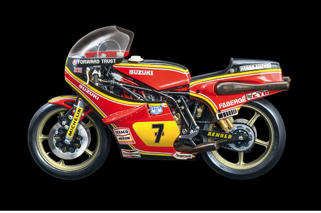 Italeri 1/9 4644 Suzuki RG500 XR27 Barry Sheene 1978 Motorbike Kit