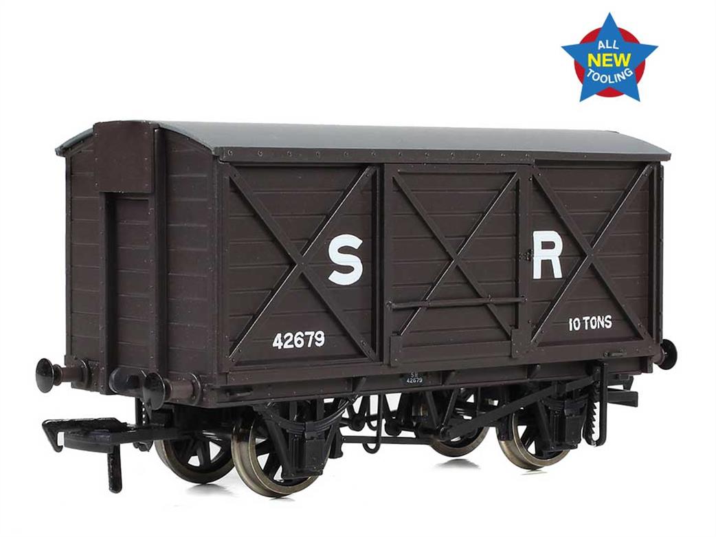 Bachmann EFE Rail OO E87053 SR ex-LSWR Ventilated Box Van 42679 Southern Railway Brown Livery Large Lettering