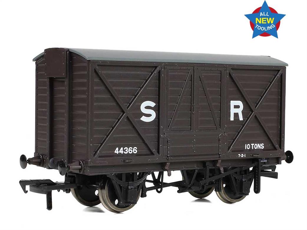 Bachmann EFE Rail E87056 SR ex-LSWR Ventilated Box Van 44366 Southern Railway Brown Livery Large Lettering OO