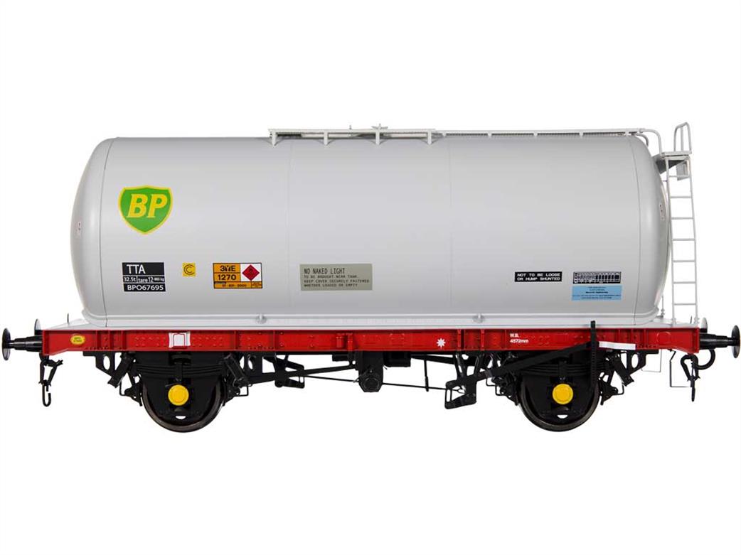 Dapol O Gauge 7F-064-002 BP BPO67695 45-tonne TTA Air Braked Oil Tank Wagon Grey