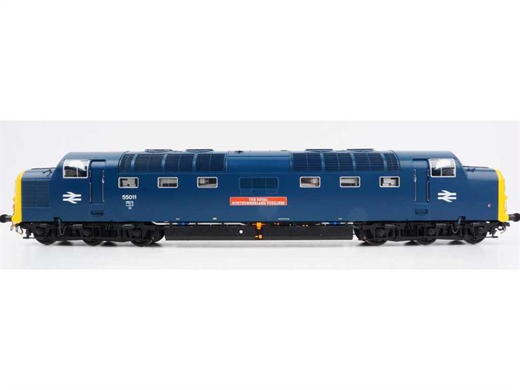 Heljan 5526 BR Class 55 Deltic Locomotive BR Blue 55011 The Royal Northumberland Fusiliers Weathered