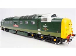 Heljan 5530 BR Class 55 Deltic Locomotive BR Green D9000 Royal Scots Grey Small Yellow EndAs preserved with High Intensity Light