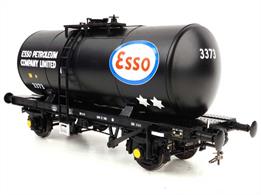 Heljan O Gauge 1012 35-tonne 4-Wheel Class B Oil Tank Wagon Esso Black Alt Livery