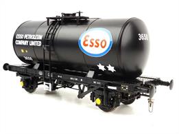 Heljan O Gauge 1013 35-tonne 4-Wheel Class B Oil Tank Wagon Esso Black Alt Livery
