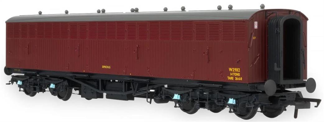 Accurascale OO ACC2417 BR W2960 ex-GWR Siphon G Diagram O.59 BR Maroon Livery