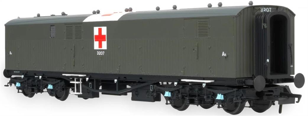 Accurascale ACC2423 GWR Siphon G 3207 Overseas Ambulance Train No.32 Ward Car A5 Olive Green with Red Cross Markings OO