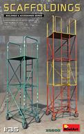 Kit contains unassembled plastic parts for model of Scaffoldings in 1/35 scale.
