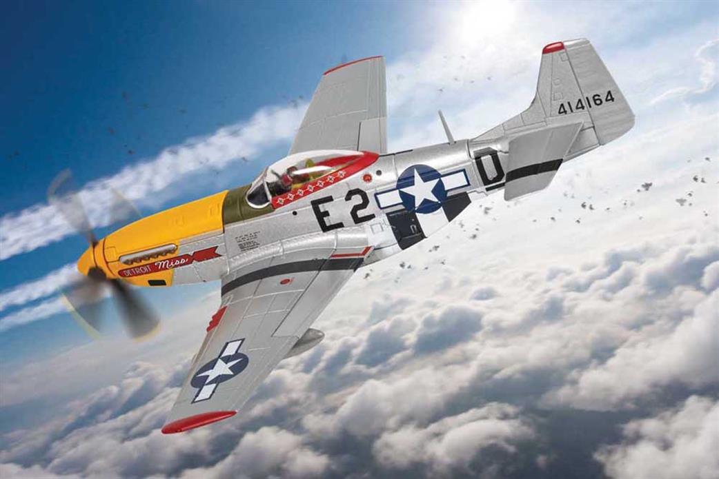 Corgi 1/72 AA27707 N American P51D Mustang  44  14164  E2 D  Detroit Miss  Lt Urban Ldrew 375th FS 361st FG RAF
