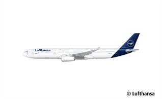 The model kit Airbus A330-300 Lufthansa "New Livery" is a Level 4 kit with 105 parts in scale 1:144. This A330-300 is the most popular civil aircraft at an efficient ratio between operating costs and performance. The kit is a real eye-catcher with the special livery in the new Lufthansa Livery.
