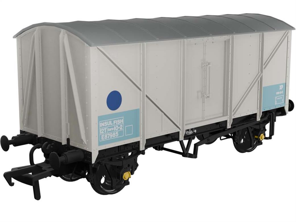 Rapido Trains OO 957004 BR E87985 Diagram 1/801 Insulated Express Fish Van White with Ice Blue Patches
