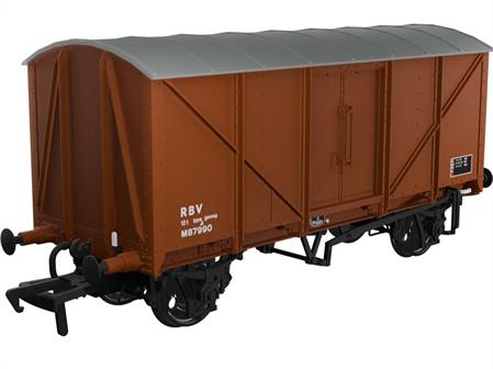 Order deadline May 1st 2022. Delivery expected Winter 2022/3Contemporary with the iron minks the GWRs standard open merchadise wagons built from 1886 to 1902 also uses iron underframes, changed to steel from 1895. Built with brakes on one side only in 1927 over 18,000 of these wagons expected to have many years service left were fitted with a second brake lever to Board of Trade requirements and were allocated diagram O21 on the GWR wagon diagram book. When the last was withdrawn is not known, but one example has been preserved.Model finished in with brakes on both sides painted GWR grey livery, 1937 small lettering.