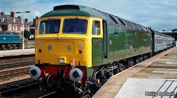 Gaugemaster GM7240501 O gauge model of the BR Class 47 500 Great Western in GWR Green 150th Livery