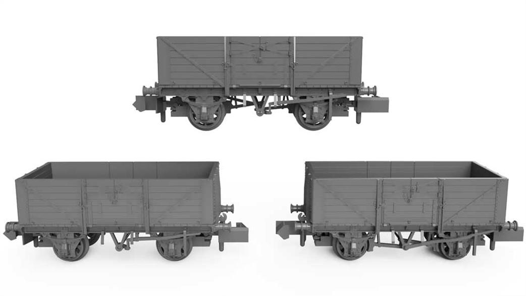 Rapido Trains N 942003 SECR D1355 7 Plank Open Wagons Pack of 3 SECR Grey Livery