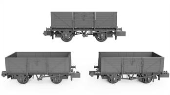 Pack of 3 differently numbered SECR diagram D1355 7 plank open wagons finished in SECR grey livery.These SECR wagons were designed in the 1910s to provide a modern wagon fleet for the SECR and were adopted by the Southern Railway as their initial standard types for new construction after 1923.