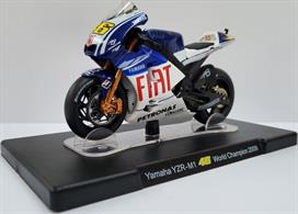 MAG NR006 1/18th Valentino Rossi Collection Yamaha YZR-M1 2009 Model