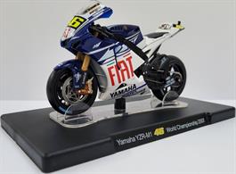 MAG NR017 1/18th Valentino Rossi Collection Yamaha YZR-M1 2007 Model