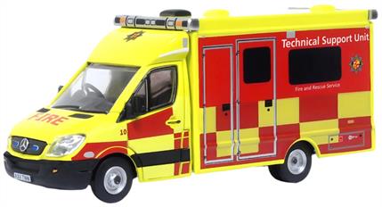 Bedfordshire Fire &amp; Rescue Service Mercedes Technical Support Unit