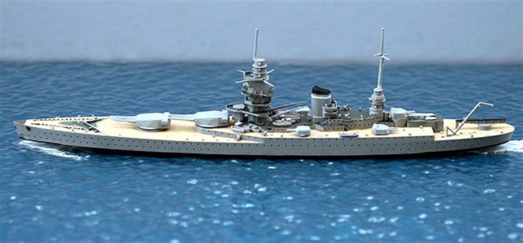 John's Model Shipyard MN101 Dunkerque a kit to make the French battlecruiser in WW2 1/1200