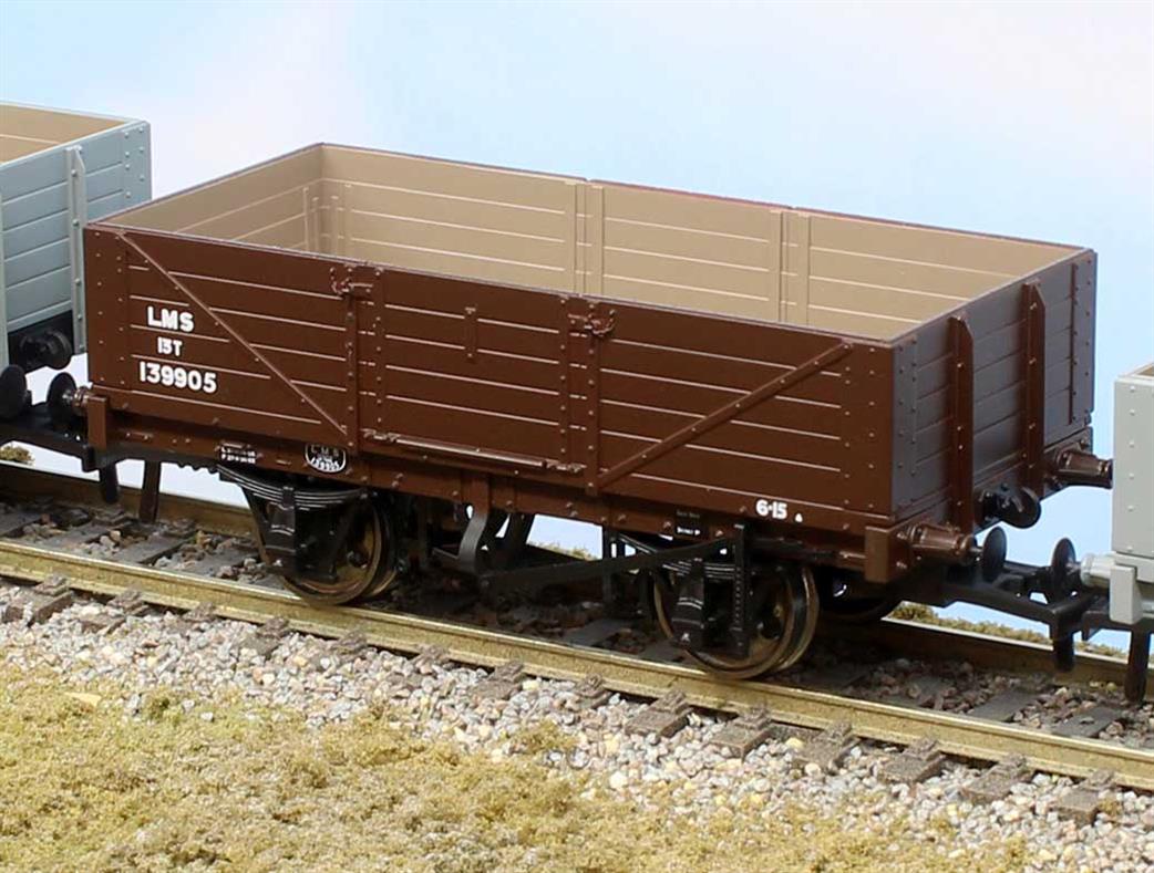 Rapido Trains 937008 LMS 139905 DIagram 1666 5 Plank Open Wagon LMS Bauxite Brown Small Lettering OO