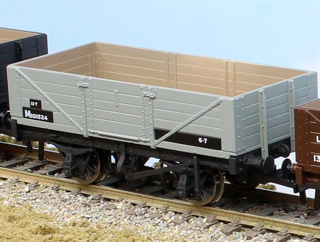 Rapido Trains OO 937013 BR M101524 ex-LMS DIagram 1666 5 Plank Open Wagon BR Goods Grey