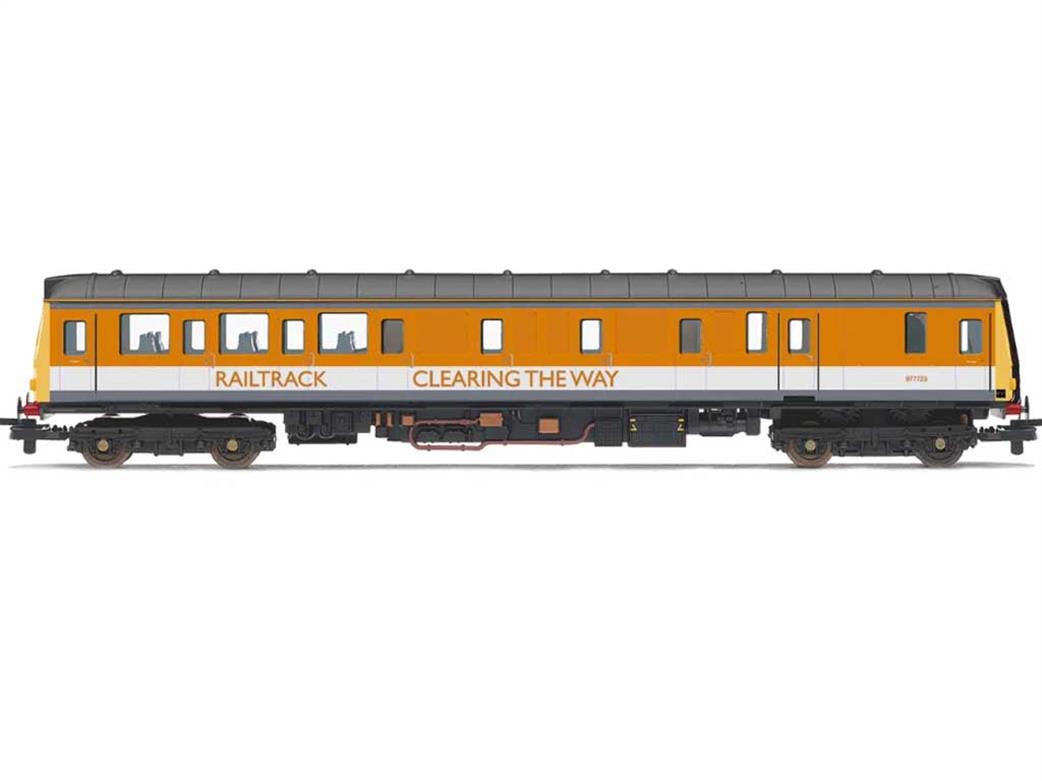 Hornby OO R30194 RailRoad Plus Railtrack 977723 Class 960 Single Car DMU Railtrack Clearing The Way