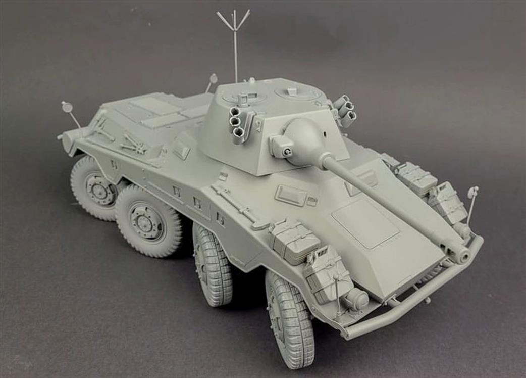 Das Werk 1/16 16006 German WW2 Sd.Kfz. 234/2 Puma Armoured Car Kit
