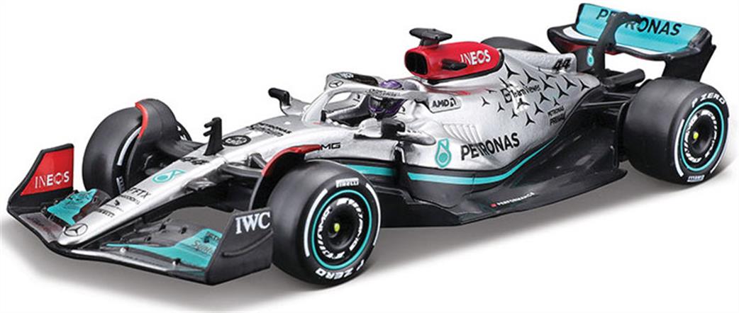 Burago 1/43 B18-38066H Mercedes-Benz F1 2022 W13 E Performance #44 Lewis Hamilton w/Helmet and Showcase Model