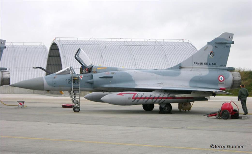 Revell 1/48 03813 Dassault Mirage 2000C Kit