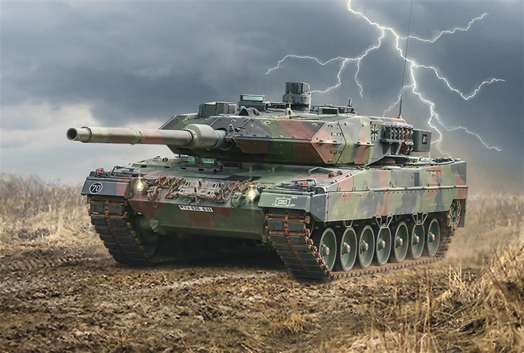Italeri 1/35 6567 Leopard 2A6 Main Battle Tank Kit