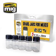 Save your mixes in these jars easily and effectively. The pack contains 5 Jars of 35mL ready to use. 