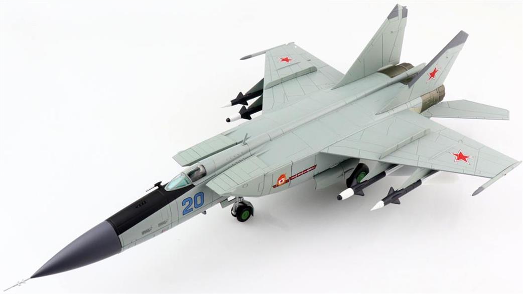 Hobby Master 1/72 HA5610 MIG-25PDS Foxbat 50th Anniversary of October Blue 20