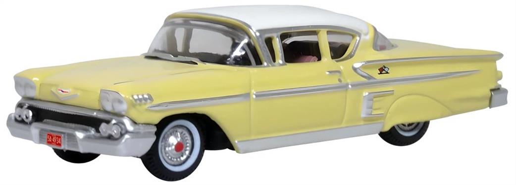 Oxford Diecast 1/87 87CIS58002 Chevrolet Impala Sport Coupe 1958 Colonial Cream/Snowcrest White