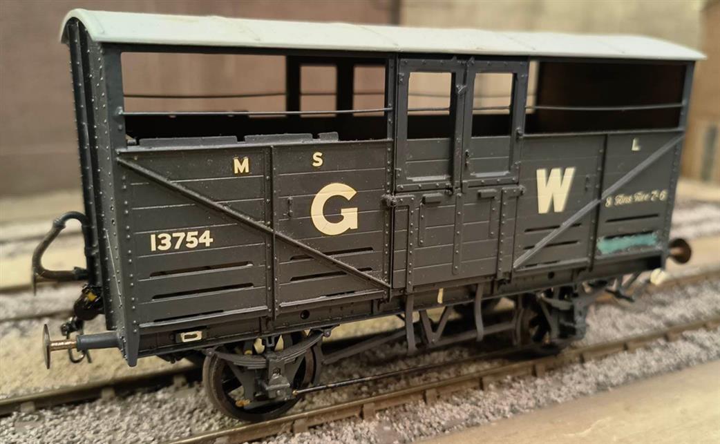 Preowned O Gauge WAGON4 Kit Built Slaters GWR Cattle Truck Diagram W1/W5 13754