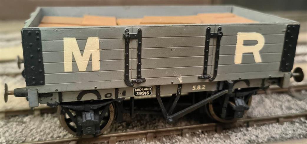 Preowned O Gauge WAGON12 Kit Built Slaters Plastikard 7027 MR 8-Ton 5 Plank Open Wagon