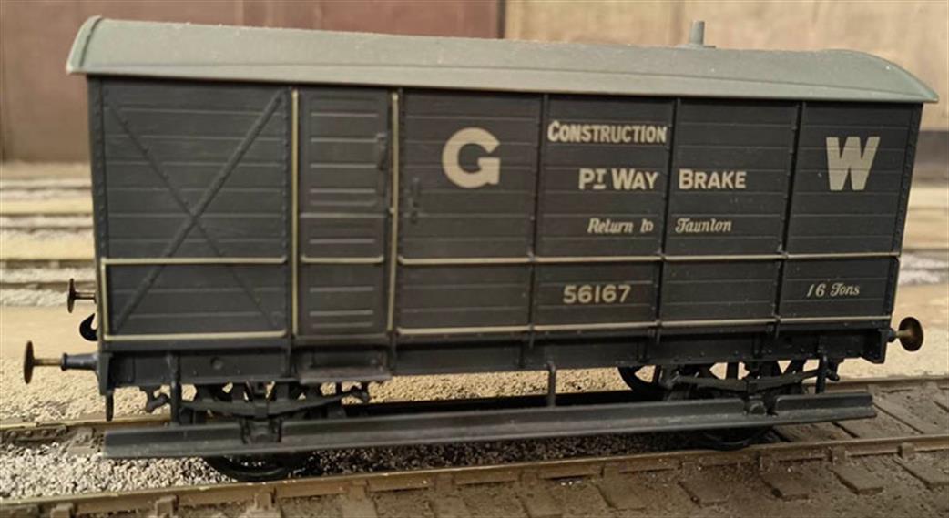 Preowned O Gauge WAGON26 Peco Kit Built W-602 GWR Permanent Way Brake Van 56167