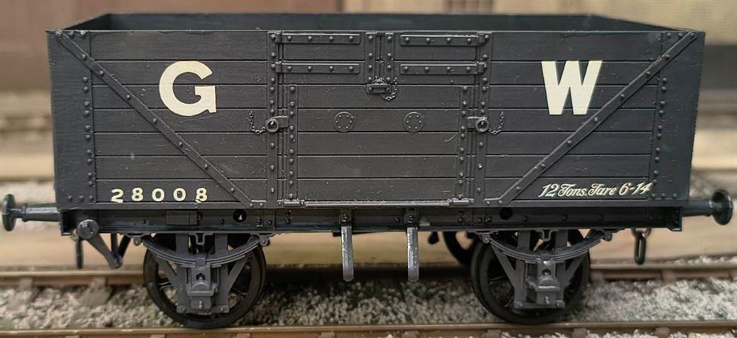 Preowned O Gauge WAGON61 Cooper Craft Kit Built GWR Diagram O2 7 Plank Open Merchandise Wagon 28008