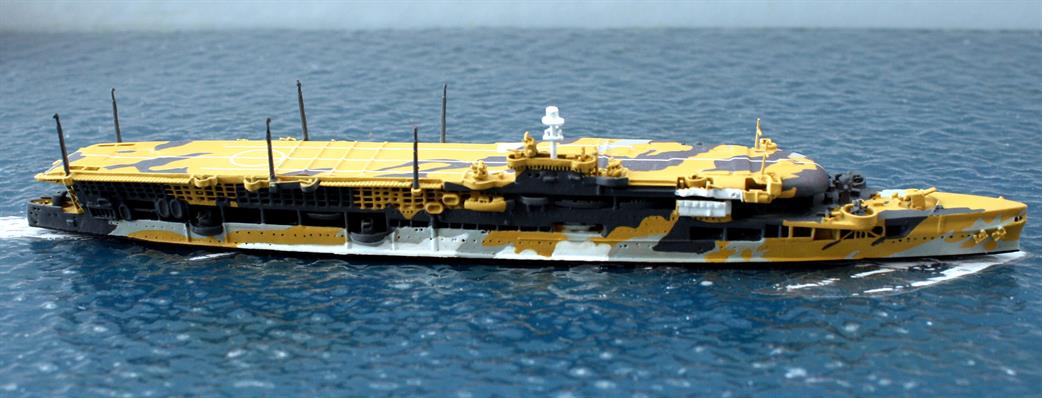 WDS 1/1250 WDS K Liz 0112T HMS Furious aircraft carrier in 1944 camouflage