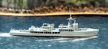 SG 1 (ex-Sans Peur) was a French warship taken over by the Germans as an escort vessel in 1943. This 1/1250 scale model is by WDS/Seestern 017.