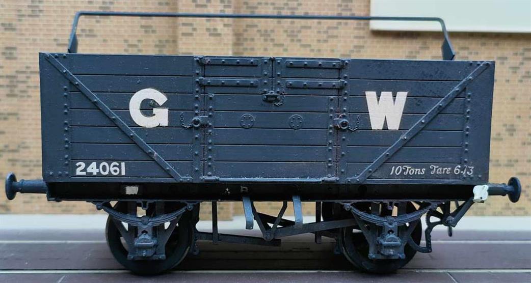 Preowned O Gauge WAGON69 Kit Built Cooper-Craft O2 7 Plank Open Merchandise Wagon 24061