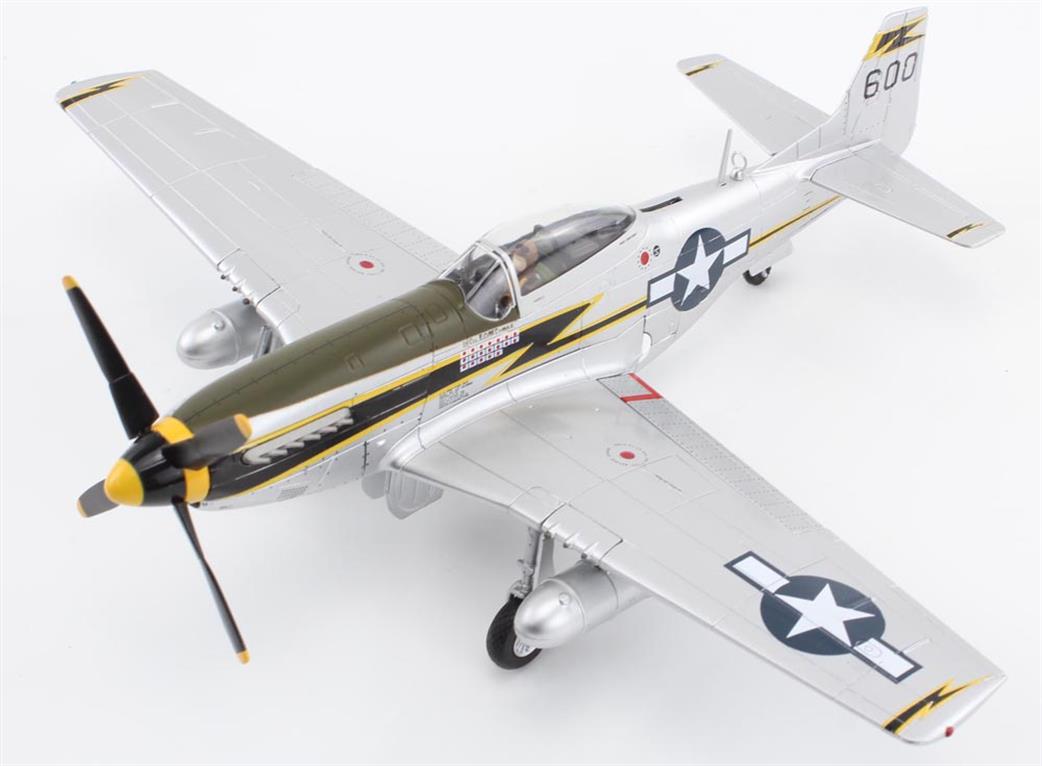 Hobby Master 1/48 HA7751 P-51D Mustang  Lt. Col. Edward O. McComas Diecast Model