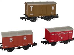 Triple pack of Iron Mink iron bodied ventilated box vans finished in the liveries of the Welsh companies.Wagon numbers Taff Vale 5352, Barry Railway 1343 and Cambrian Railway 139.