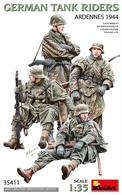 Kit contains models of 4 figures with weapons and equipment in 1:35 Scale.
