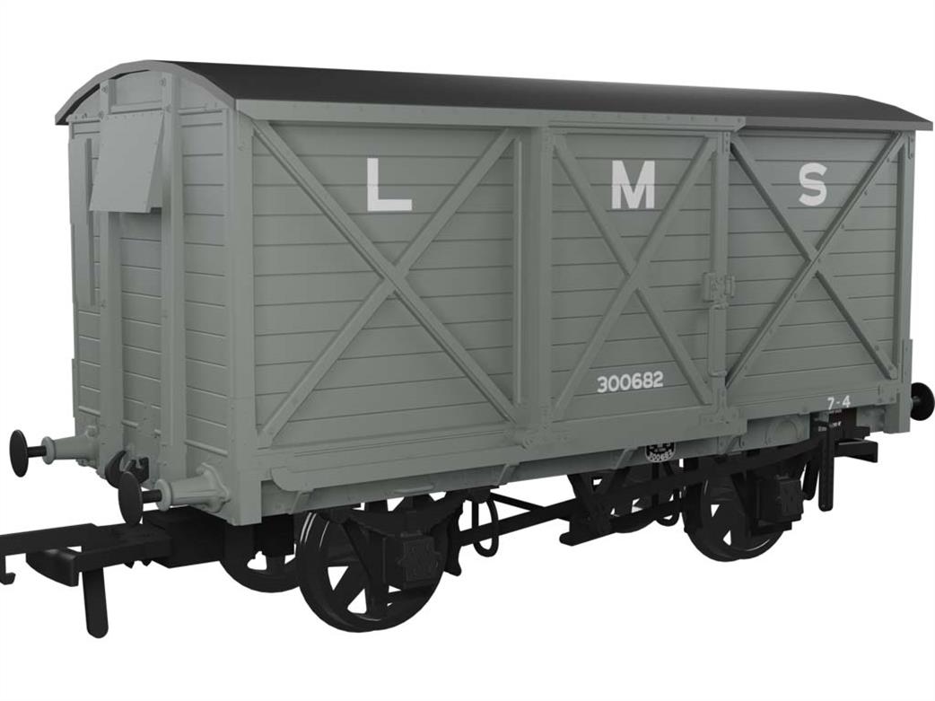 Rapido Trains OO 976007 LMS ex-Caledonian Railway Diagram 67 10ton Ventilated Box Van 300682 LMS Grey Large Lettering