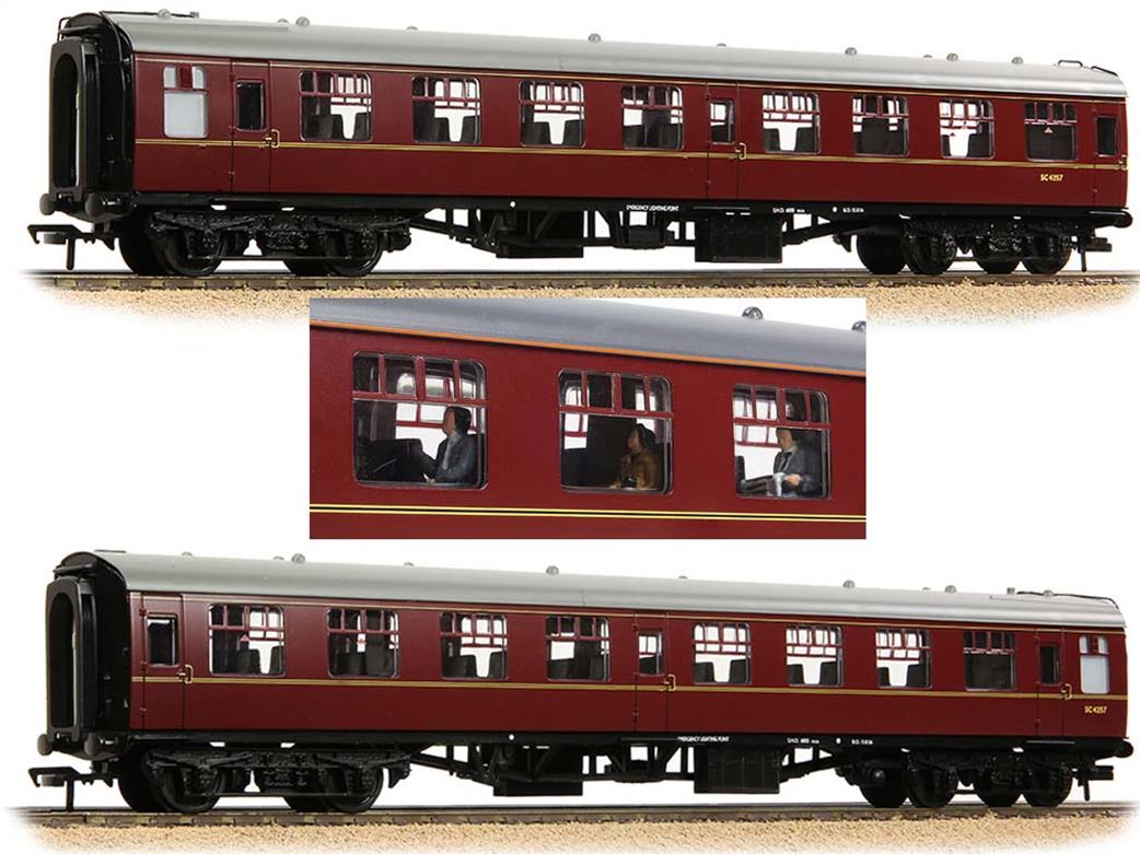 Bachmann OO 39-060PF BR Mk1 TSO Second Class Open Coach Maroon with Passenger Figures