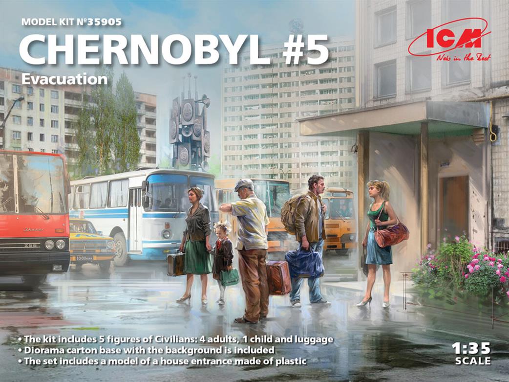 ICM 1/35 35905 Chernobyl  No 5 Extraction 2 Adults, 2 Children & Luggage Figure Set