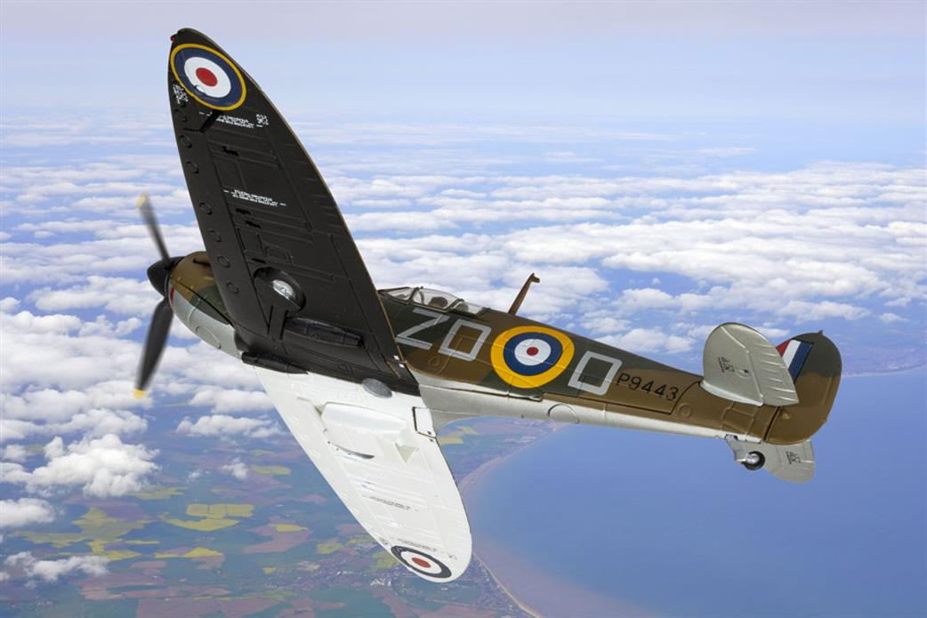 Corgi 1/72 AA39216 Supermarine Spitfire MkI Flt Lt Douglas Bader Battle of Britain 85
